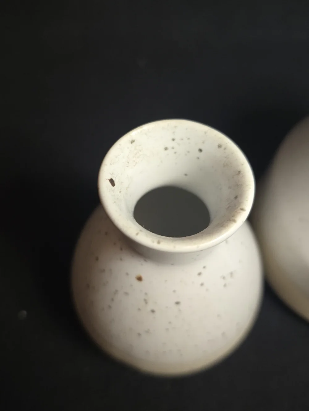 Ashland Two-Tone Ceramic Vase Set - White and Cream